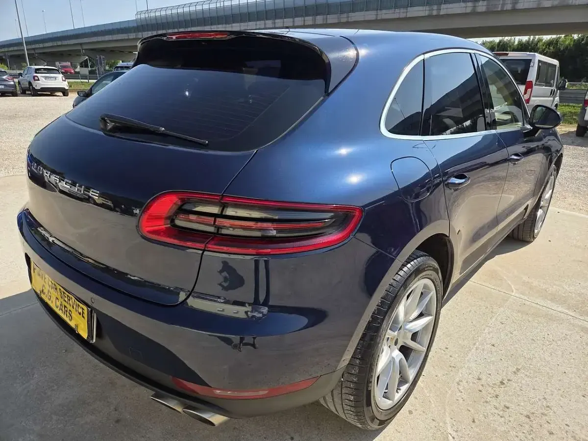 Usata Porsche Macan 250 CV (183 kW) 2015 Blu/azzurro SUV