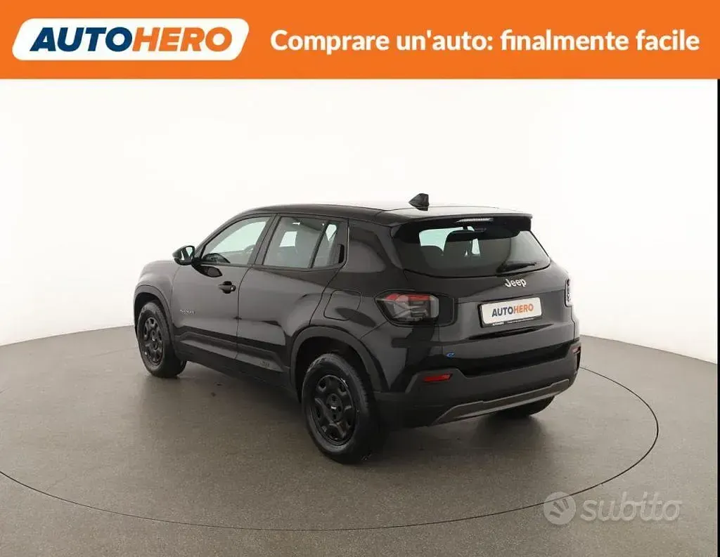 Usata Jeep Avenger EV 61 kW (84 CV) 2024 Nero SUV