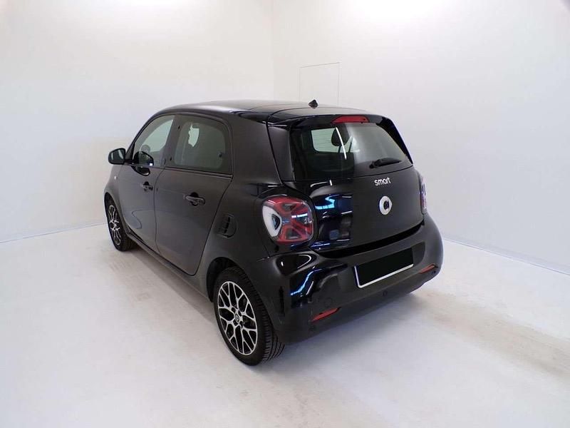 Usata Smart ForFour Electric Drive Prime 41 kW (56 CV) 2021 Jack black Utilitaria