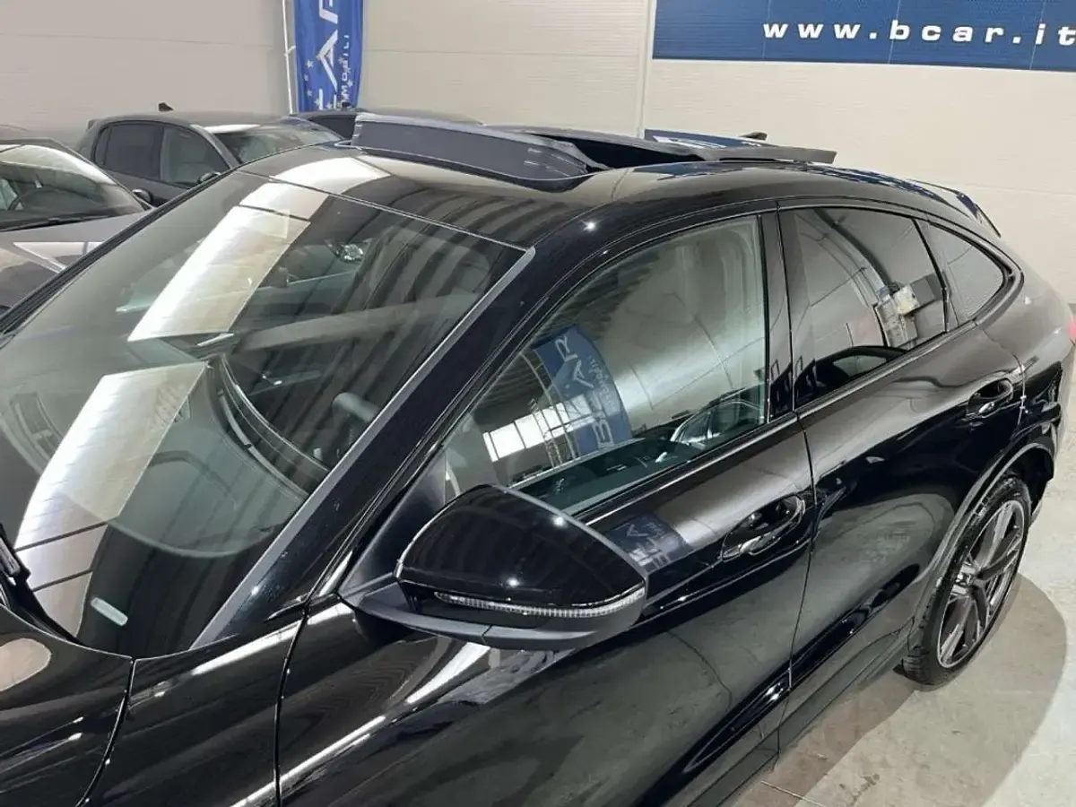 Nuova Audi Q5 Sportback S-Line 204 CV (150 kW) 2025 Nero SUV
