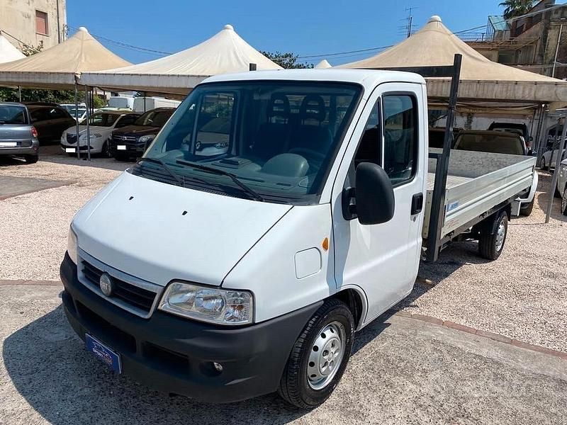 Usata Fiat Ducato 126 CV (92 kW) 2005 Bianco Furgone