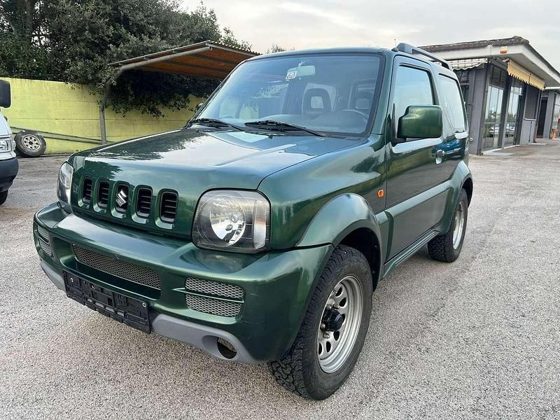 Usata Suzuki Jimny 86 CV (63 kW) 2010 Muschio SUV
