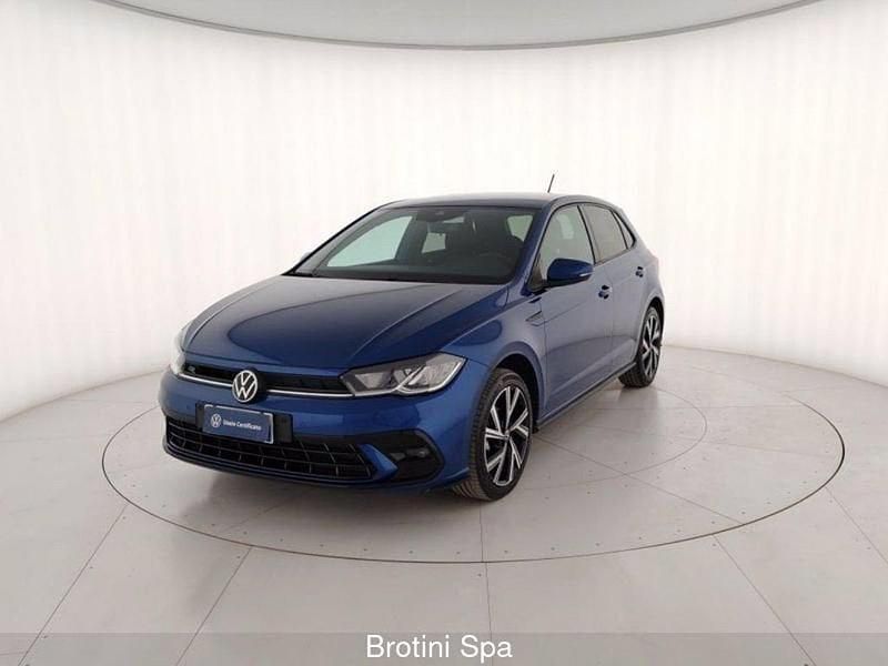 Usata VW Polo R-line 95 CV (69 kW) 2023 Blu metallizzato Utilitaria