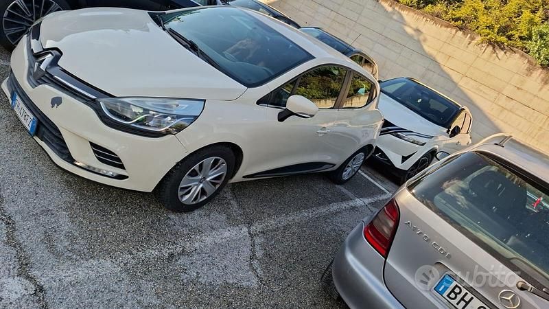 Usata Renault Clio IV 90 CV (66 kW) 2017 Giallo Berlina