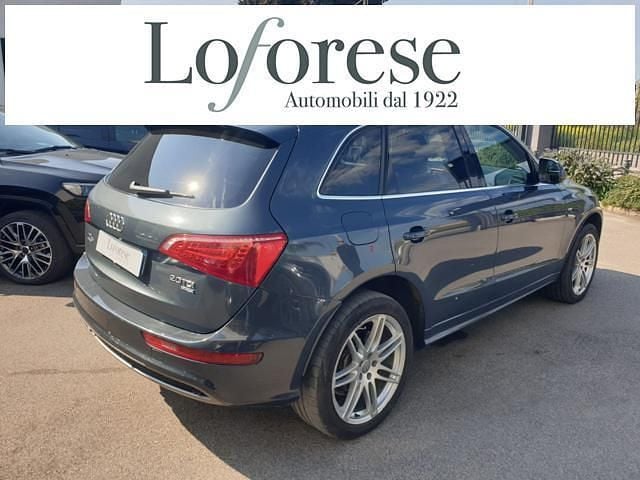 Usata Audi Q5 170 CV (125 kW) 2009 Grigio scuro metallizzato SUV