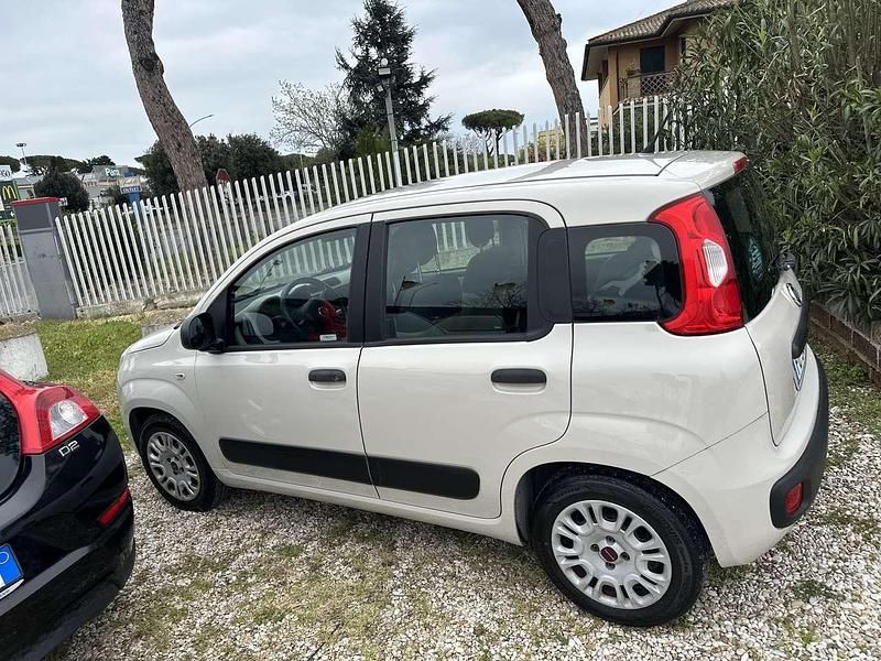 Usata Fiat Panda Lounge 69 CV (50 kW) 2016 Beige Utilitaria