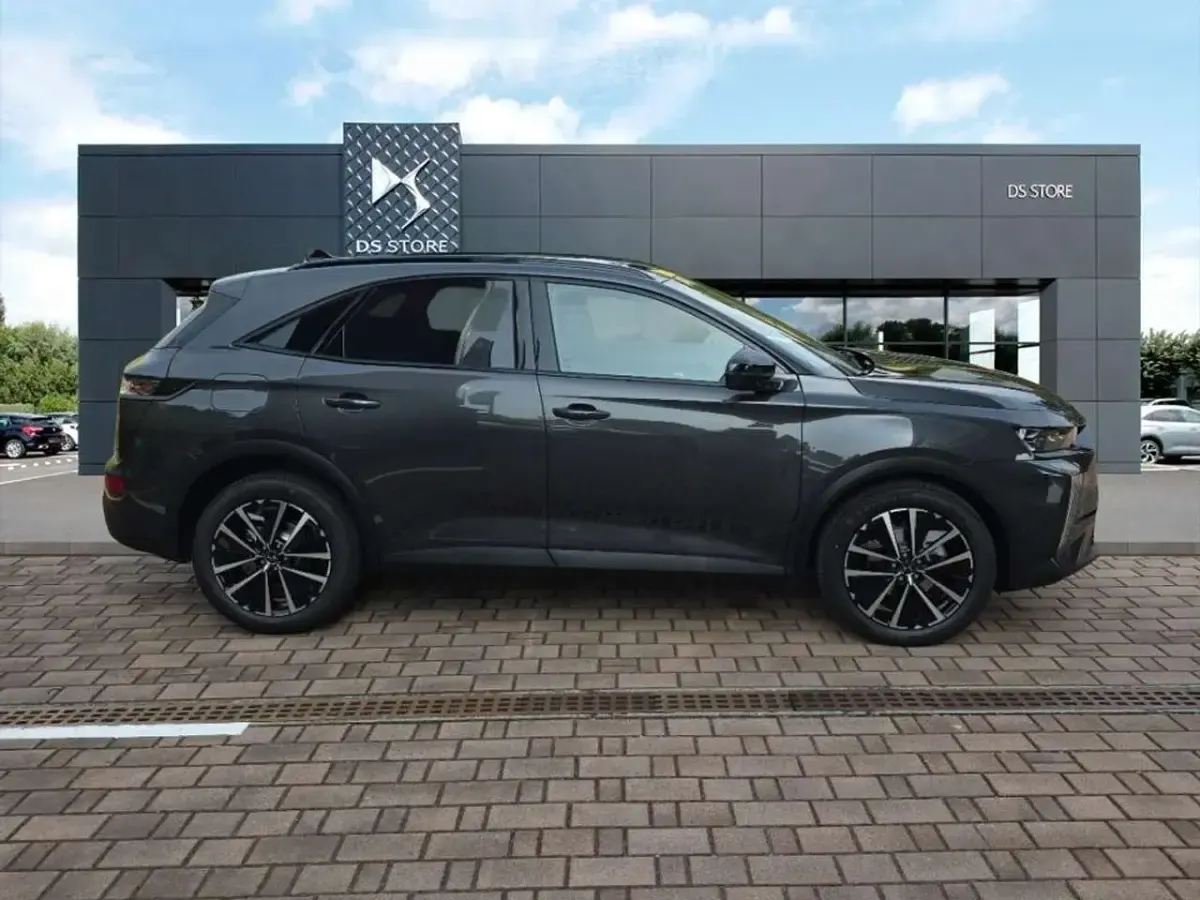 Nuova DS Automobiles DS7 Crossback 131 CV (96 kW) 2026 Grigio scuro SUV
