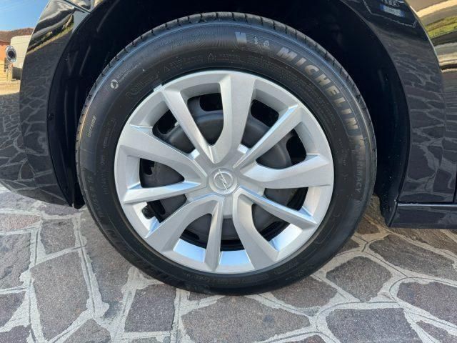 Usata Opel Corsa 101 CV (74 kW) 2024 Nero / metallizzato Berlina