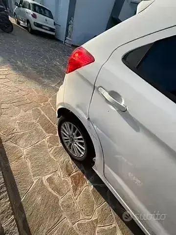 Usata Ford Ka Plus Ultimate 86 CV (63 kW) 2018 Bianco Utilitaria