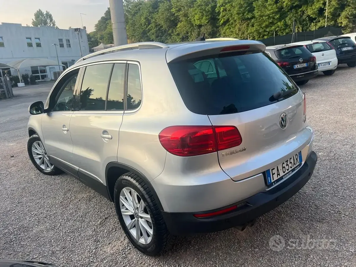 Occasion VW Tiguan Sportline 110 ch (80 kW) 2015 Gris SUV