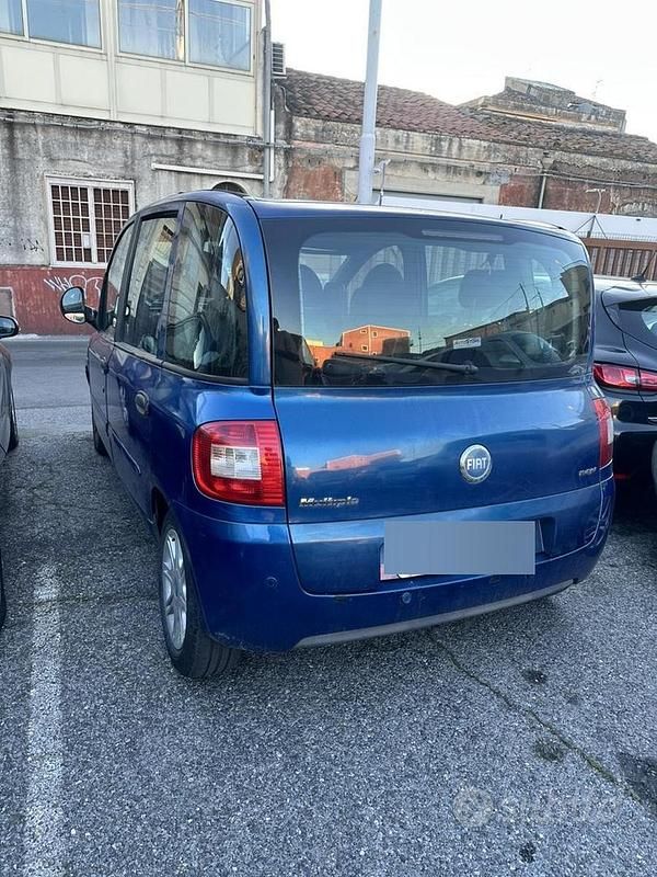 Usata Fiat Multipla 120 CV (88 kW) 2006 Monovolume