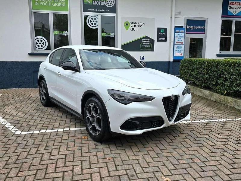 Bianco Usata 2023 Alfa Romeo Stelvio Sprint SUV | 29.990 € (Buon prezzo) - Immagine 1/4