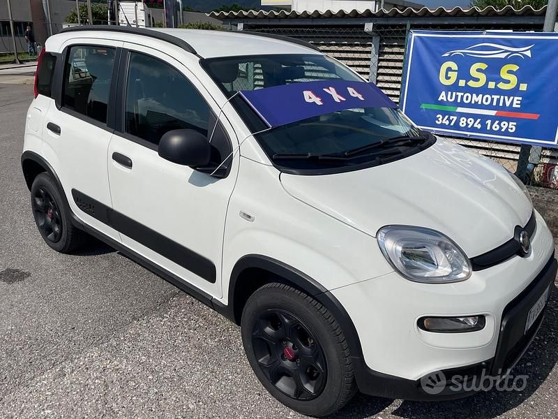 Usata Fiat Panda Cross Cross 84 CV (61 kW) 2019 Bianco Utilitaria