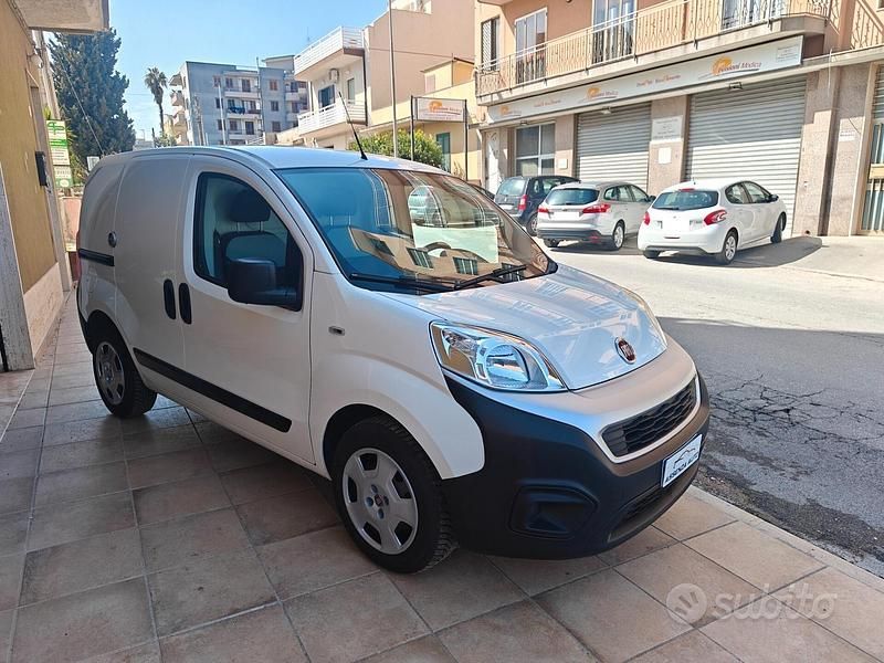 Usata Fiat Fiorino 95 CV (69 kW) 2020 Bianco Monovolume