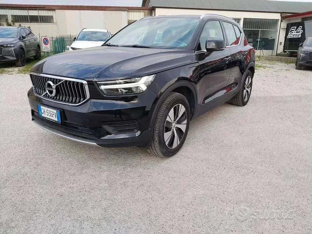 Usata Volvo XC40 Inscription 129 CV (94 kW) 2021 Nero SUV