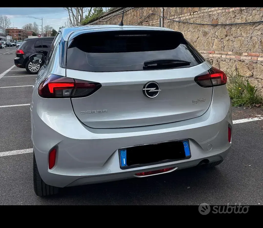 Usata Opel Corsa 75 CV (55 kW) 2022 Grigio Utilitaria