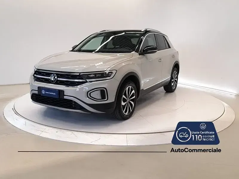 Usata VW T-Roc Style 150 CV (110 kW) 2023 Beige SUV