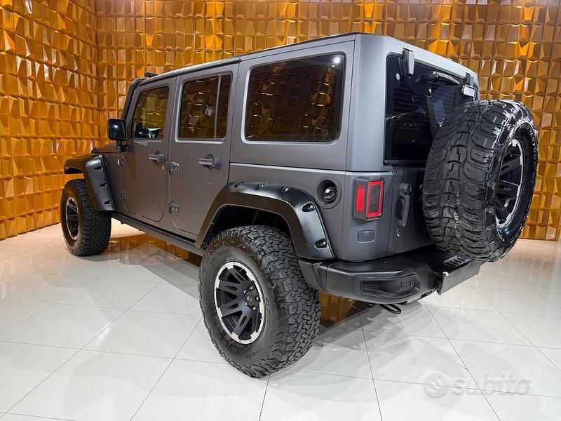 Usata Jeep Wrangler Unlimited 2012 Nero SUV