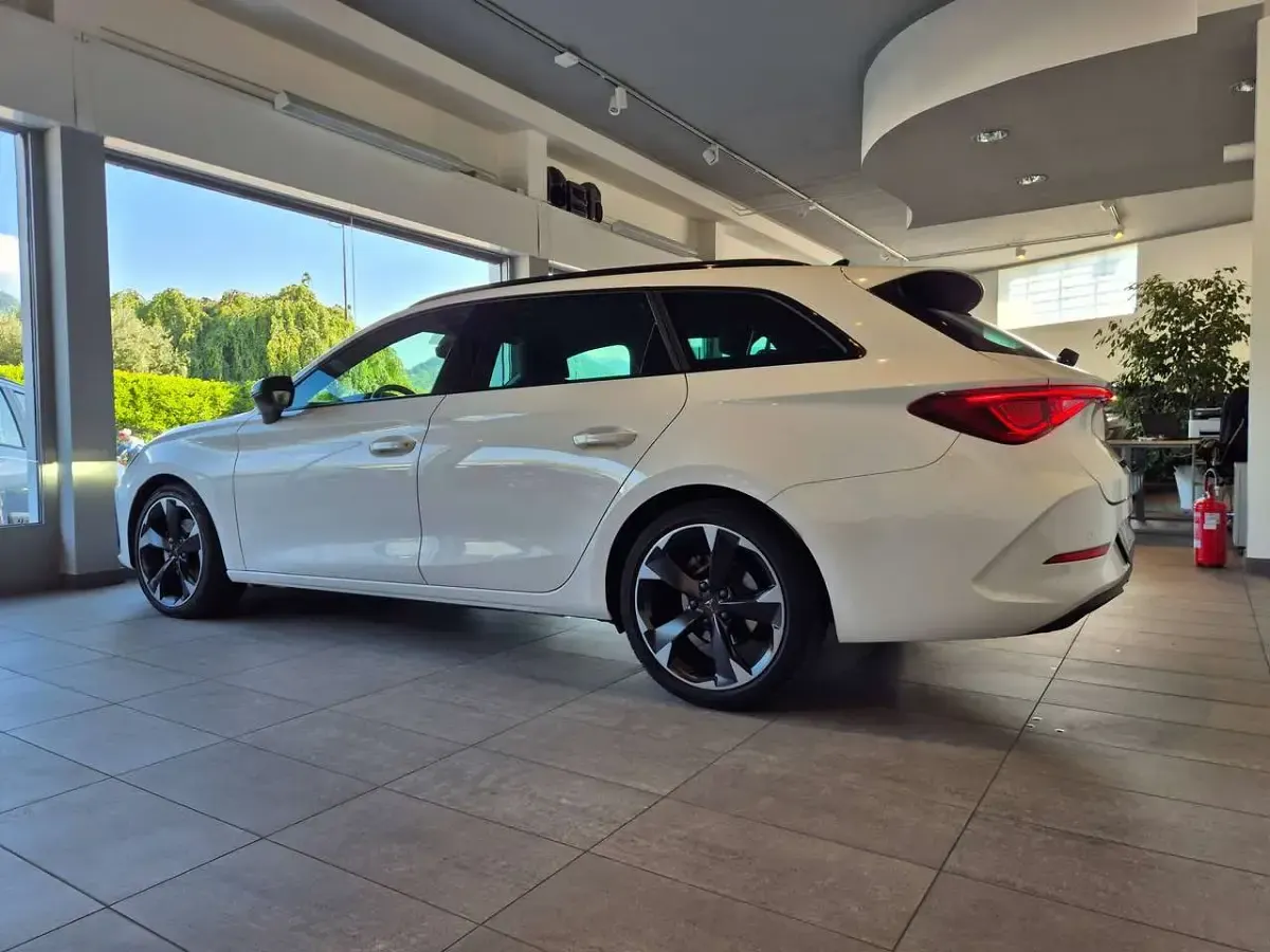 Occasion Cupra Leon 150 PK (110 kW) 2024 Wit Stationwagen