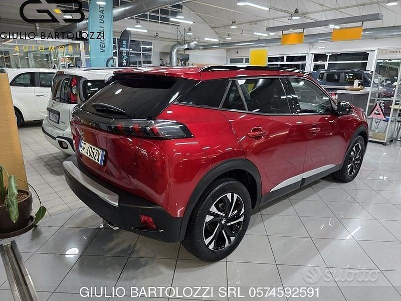 Usata Peugeot 2008 Allure 110 CV (80 kW) 2021 Rosso SUV