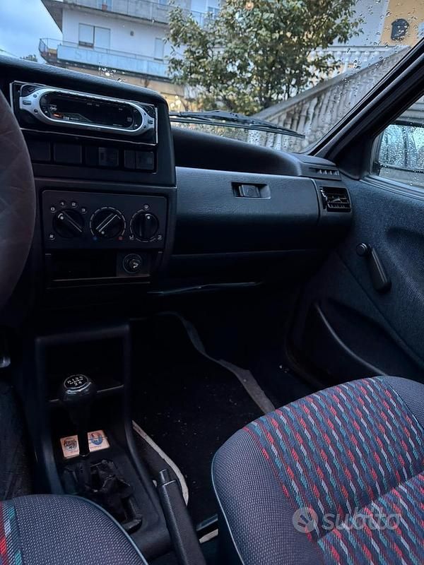 Usata VW Polo 45 CV (33 kW) 1992 Rosso Berlina