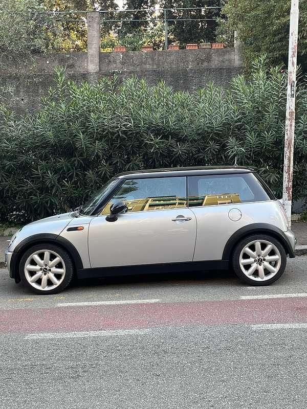Usata 2003 Mini Cooper Due volumi | 3750 € (Cara) - Immagine 1/4