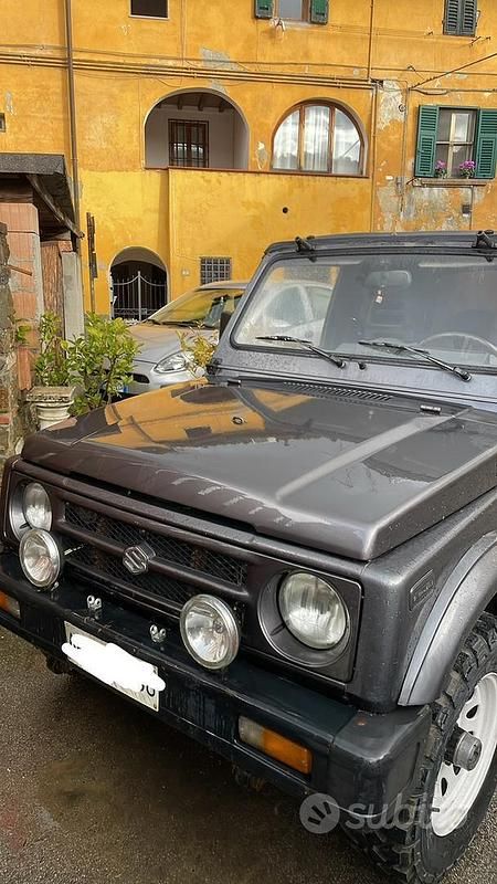 Usata Suzuki Samurai 1989 Grigio SUV