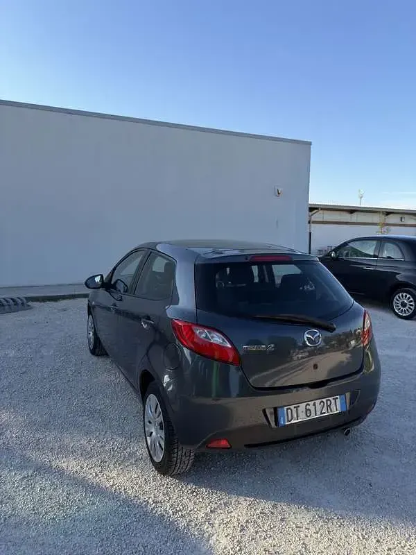 Usata Mazda 2 75 CV (55 kW) 2009 Utilitaria