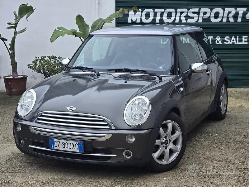Grigio Usata 2006 Mini Cooper Due volumi | 4900 € (Buon prezzo) - Immagine 1/4