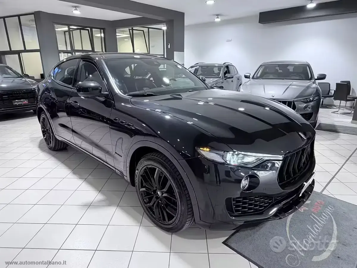Usata Maserati Levante 274 CV (201 kW) 2018 Nero SUV