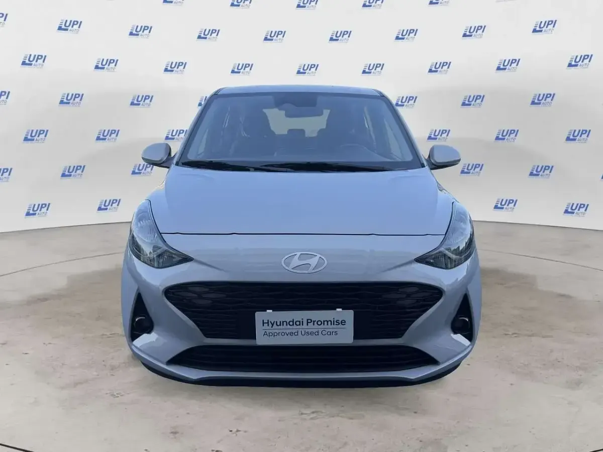 Usata Hyundai i10 67 CV (49 kW) 2023 Grigio Utilitaria