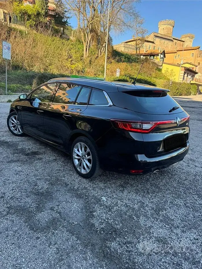 Usata Renault Mégane IV Intens 110 CV (80 kW) 2017 Berlina