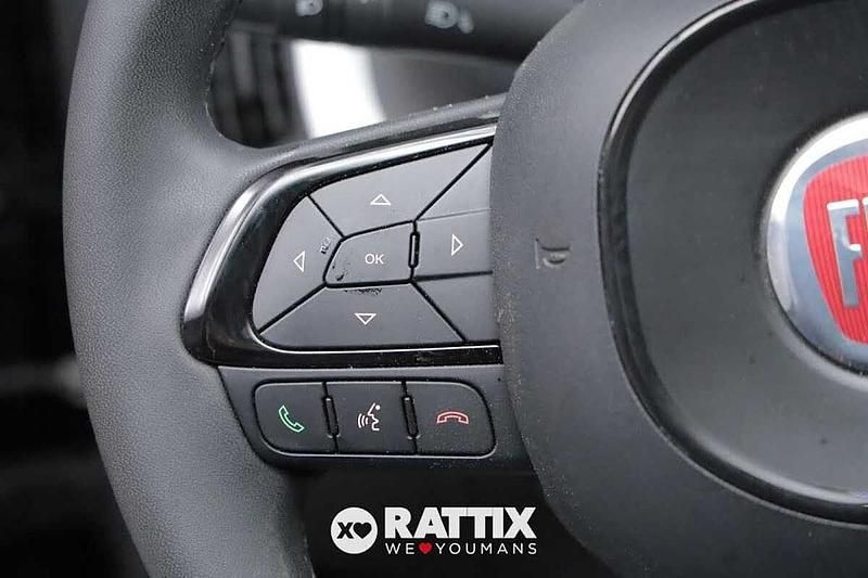 Usata Fiat Panda Cross Cross 70 CV (51 kW) 2025 Nero Utilitaria