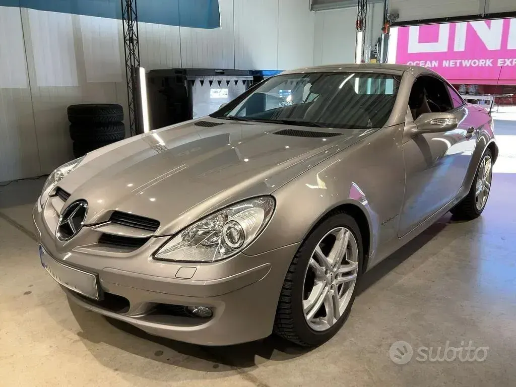 Usata Mercedes SLK200 163 CV (119 kW) 2004 Grigio Cabrio