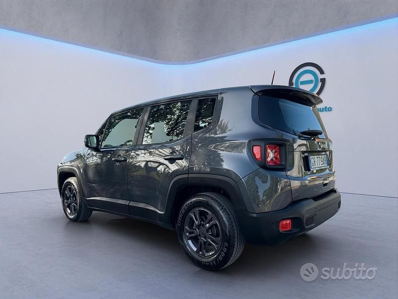 Usata Jeep Renegade Longitude 120 CV (88 kW) 2023 Grigio SUV