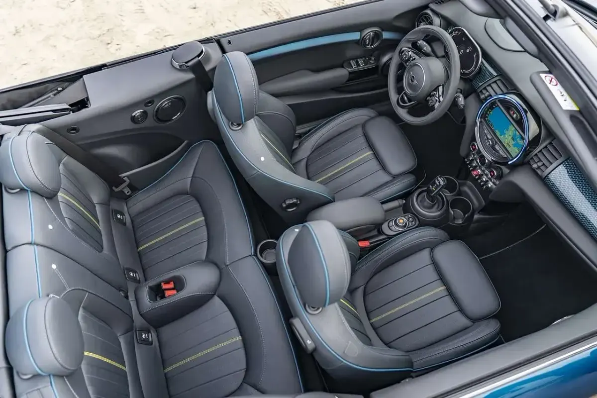 Usata Mini Cooper S Cabriolet 178 CV (130 kW) 2022 Deep laguna metallic Cabrio
