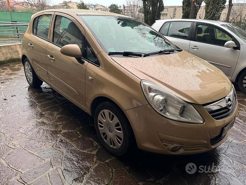 Usata Opel Corsa 2008 Utilitaria