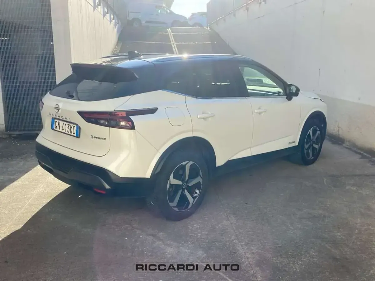 Usata Nissan Qashqai N-Connecta 158 CV (116 kW) 2023 Bianco SUV