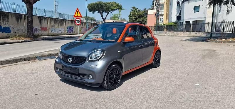 Usata Smart ForFour Passion 90 CV (66 kW) 2016 Grigio Utilitaria