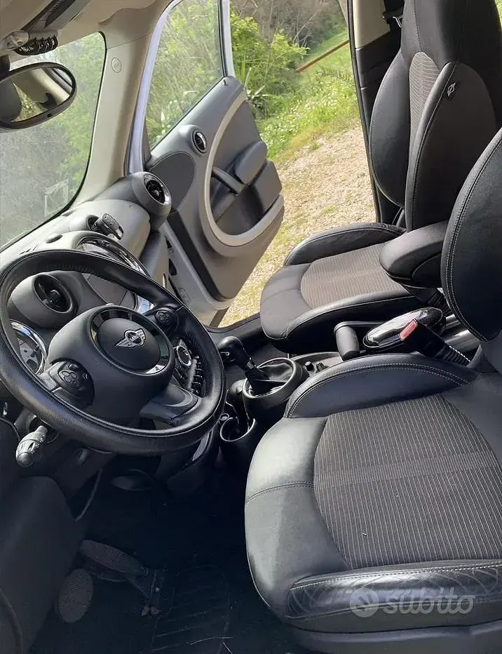 Usata Mini Countryman 111 CV (81 kW) 2012 Bianco SUV