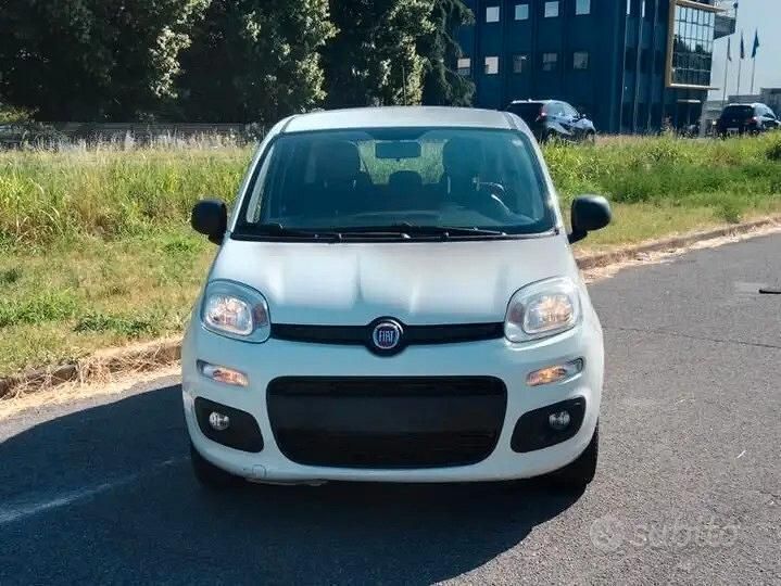 Usata Fiat Panda Young 69 CV (50 kW) 2016 Bianco Utilitaria