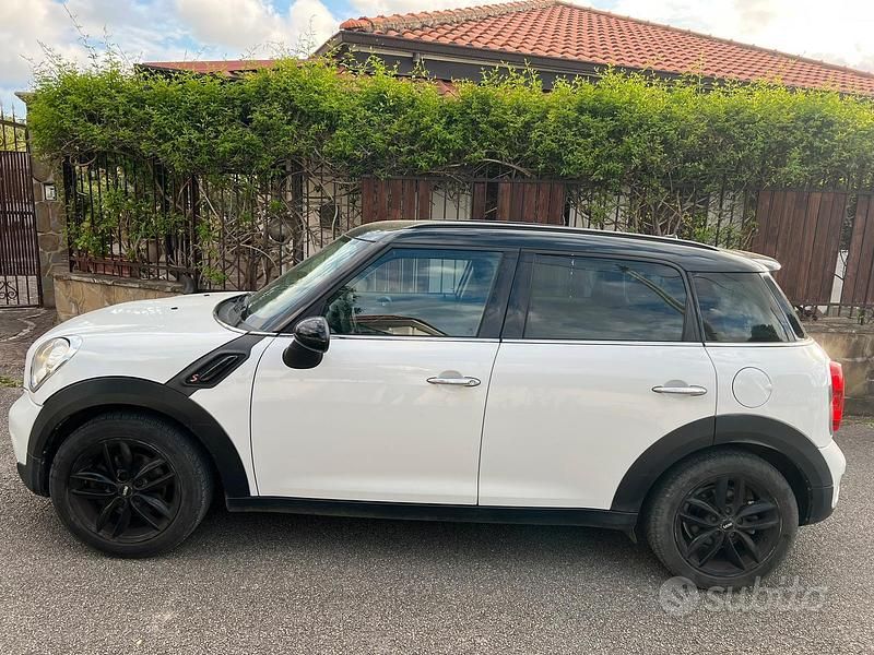 Usata Mini Countryman 2012 Bianco SUV