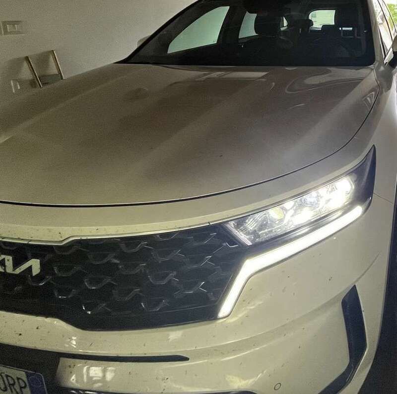 Bianco Usata 2023 Kia Sorento 2 SUV | 34.900 € - Immagine 1/4