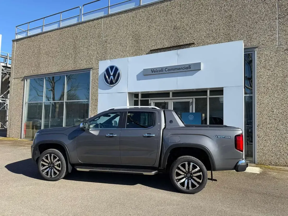 Nuova VW Amarok Aventura 241 CV (177 kW) 2026 Dark grey Pick-up