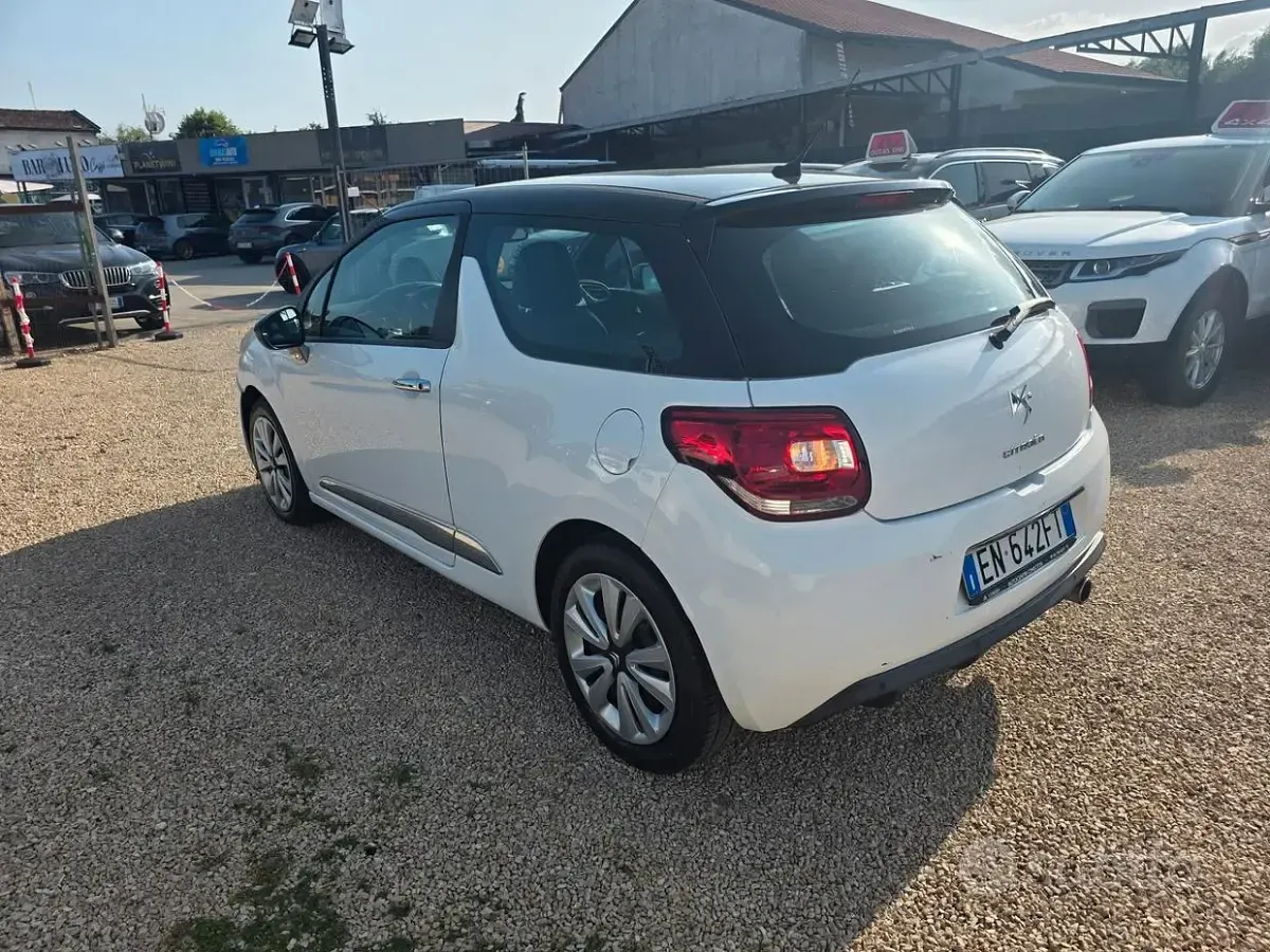 Usata Citroën DS3 95 CV (69 kW) 2012 Bianco Utilitaria