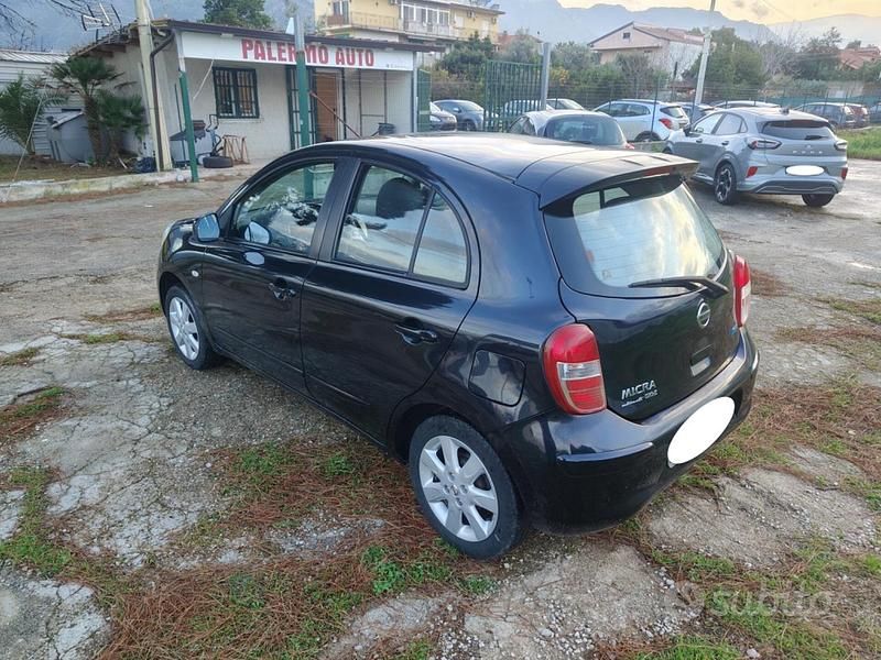 Usata Nissan Micra Tekna 97 CV (71 kW) 2012 Nero Utilitaria