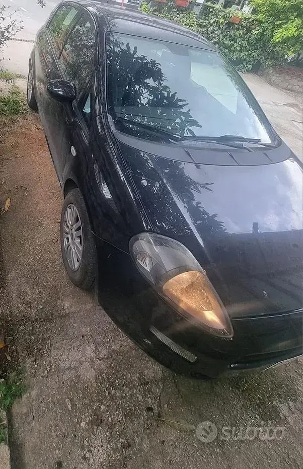 Usata Fiat Grande Punto 65 CV (47 kW) 2016 Nero Utilitaria