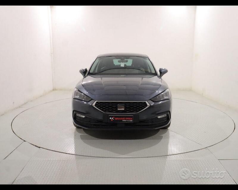 Grigio Usata 2021 Seat Leon XCELLENCE Tre volumi | 17.300 € (Buon prezzo) - Immagine 1/4