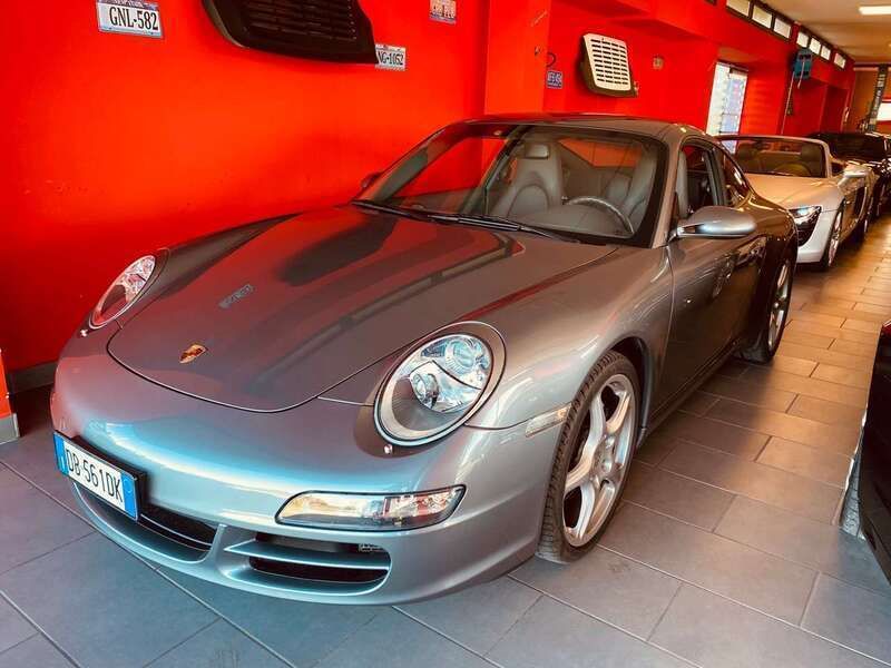 Grigio Usata 2006 Porsche 911 Carrera Coupé | 55.000 € (Ottimo prezzo) - Immagine 1/4