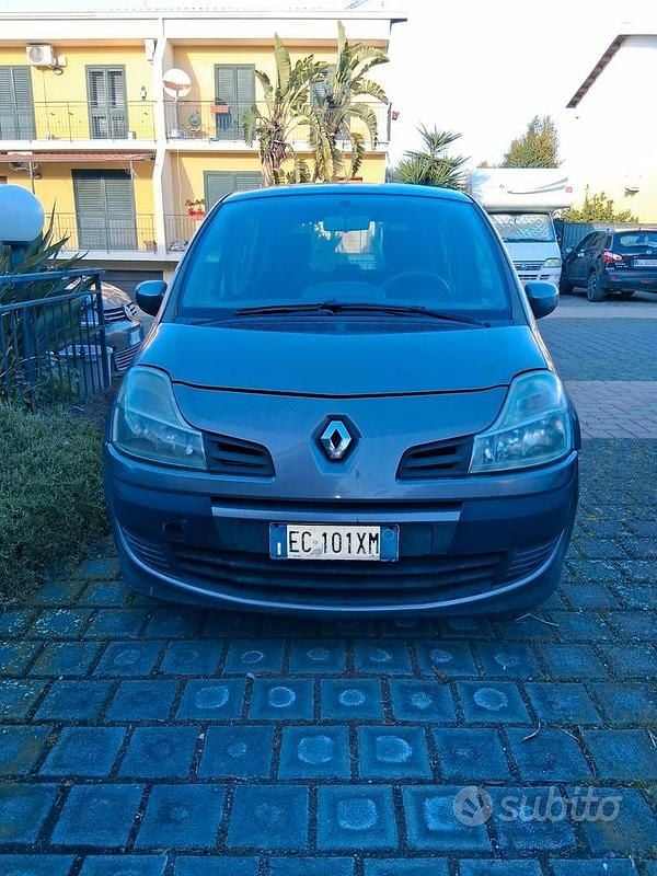 Usata Renault Modus 2010 Grigio Monovolume